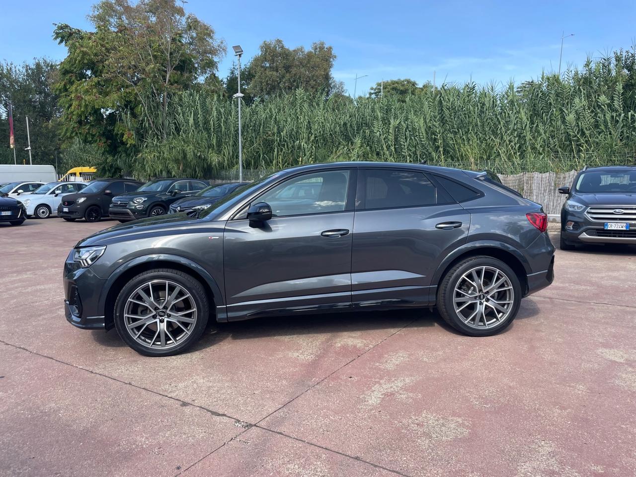 Audi Q3 SPB 35 TFSI S line edition