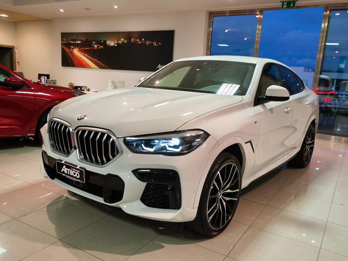 BMW X6 xDrive30d 48V Msport Cerchi 22