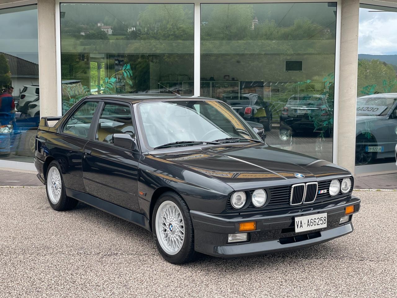 Bmw M3 2.3 E30 "SOLI 77.000 KM"