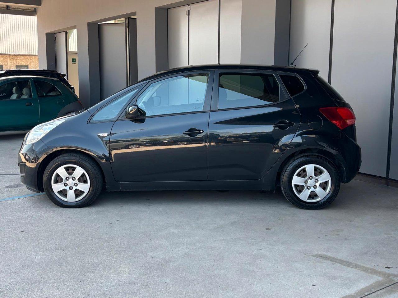 Kia Venga 1.4 crdi Fullsky 90cv