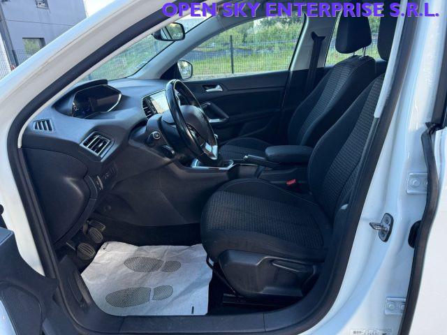 PEUGEOT 308 PureTech Turbo 110 CV SW Style LED NAVI PDC