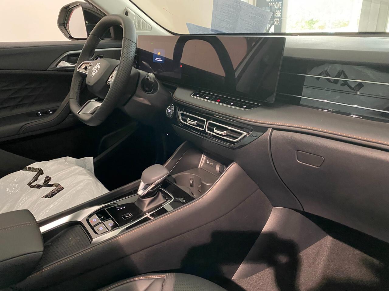 Mg HS 1.5 Hybrid+ Luxury