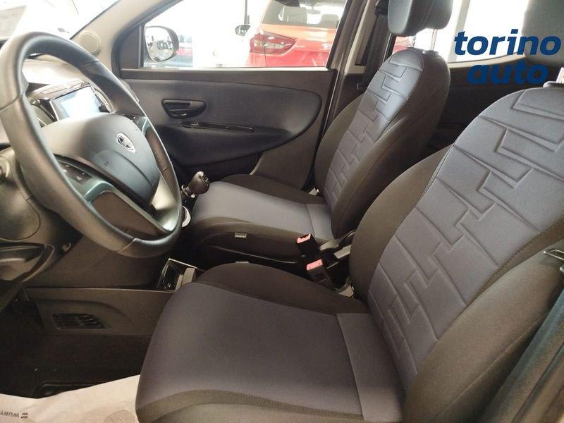 Lancia Ypsilon Ypsilon 1.0 FireFly 5 porte S&S Hybrid Platino