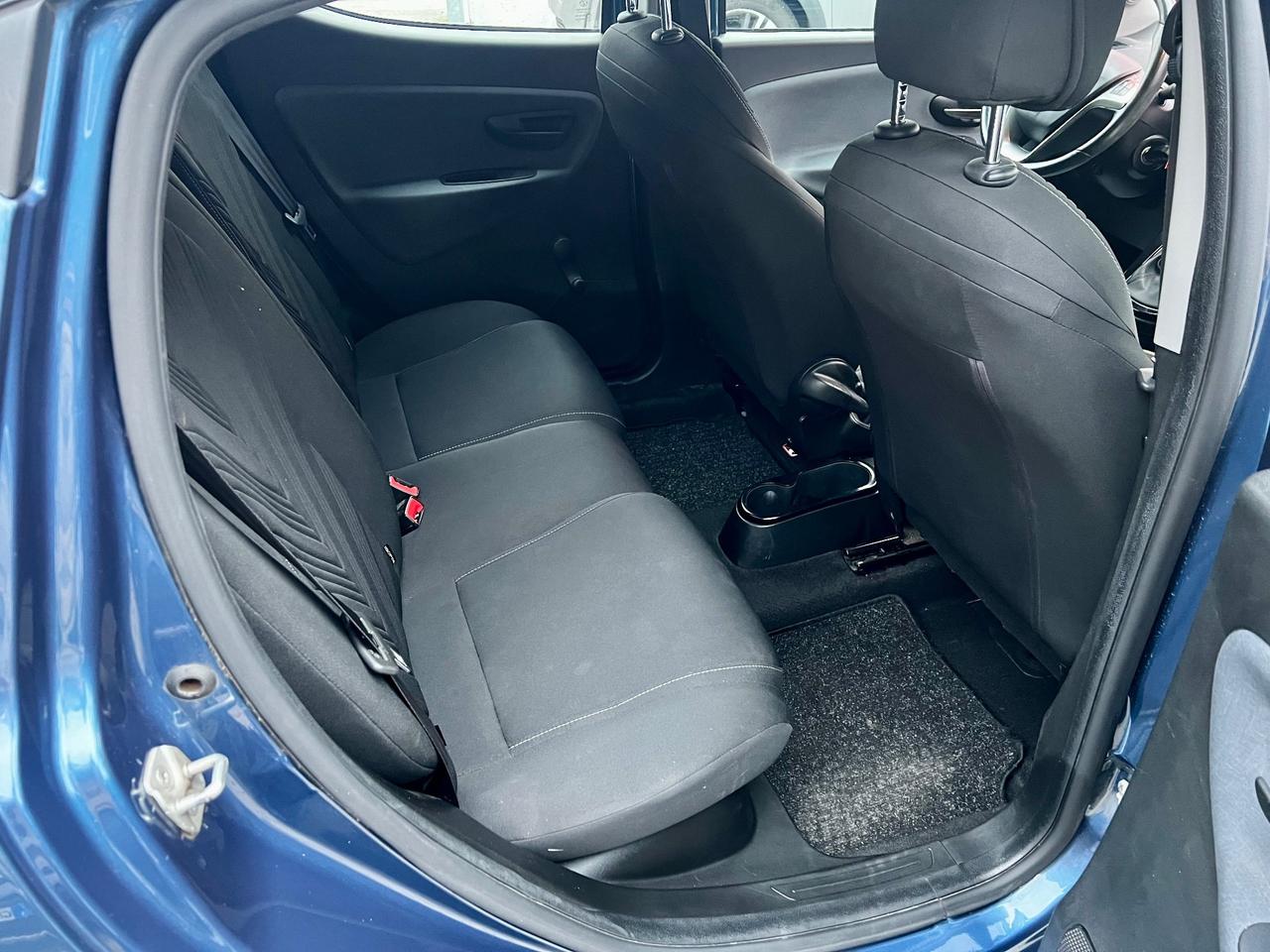 Lancia Ypsilon 1.0 FireFly 5 porte S&S Hybrid Ecochic Gold