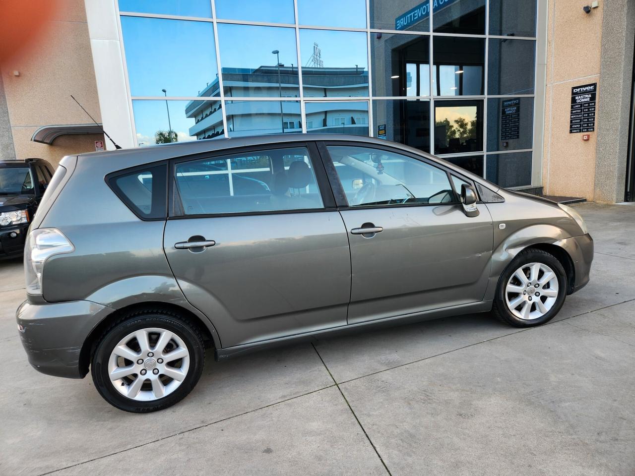 Toyota Corolla Verso 2.2 16V D-4D Sol