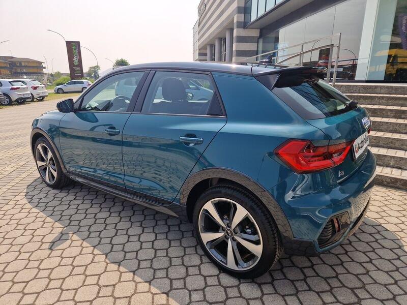 Audi A1 citycarver 35 TFSI Admired