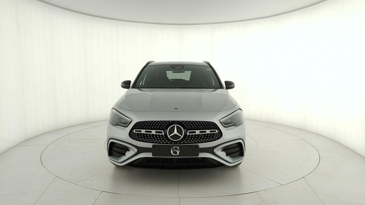 Mercedes-Benz GLA 200 d automatic