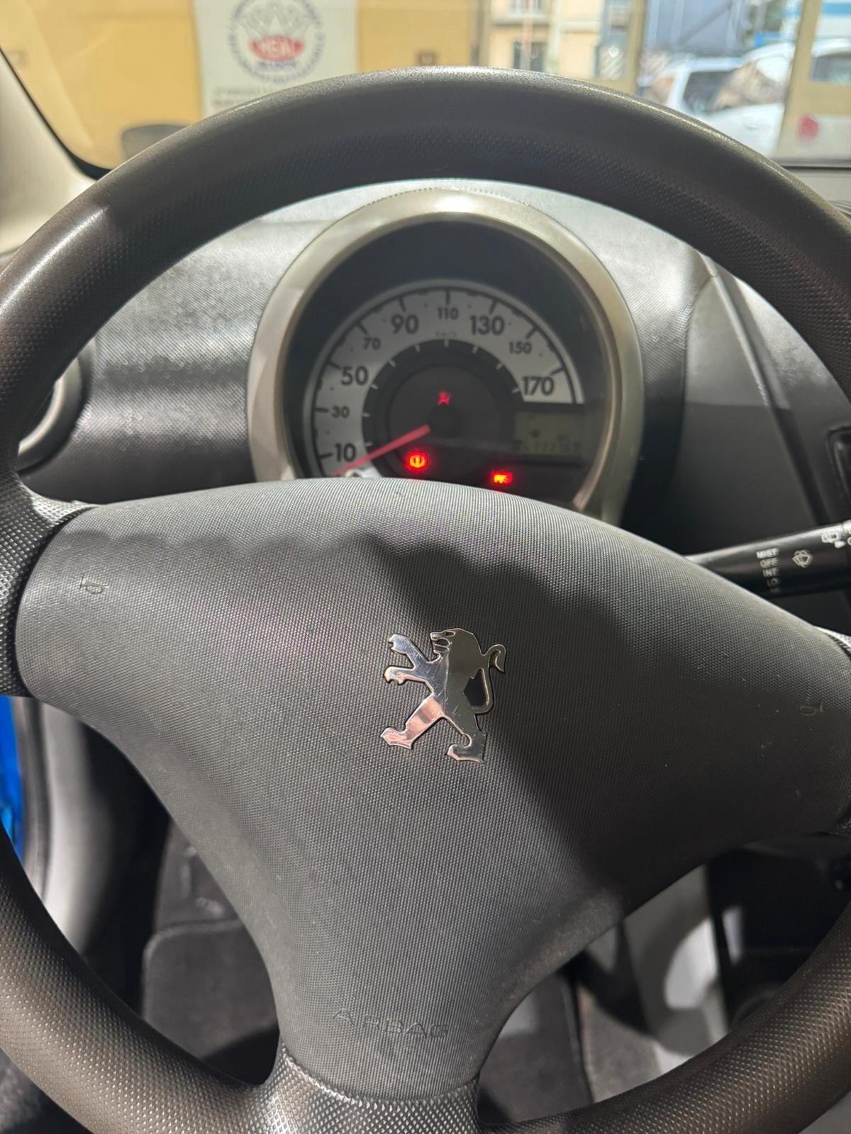 Peugeot 107 1.0 68CV 3p. Sweet Years