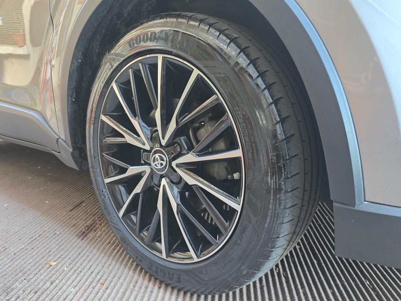 Toyota C-HR 1.8 Hybrid E-CVT Trend - UNICO PROPRIETARIO