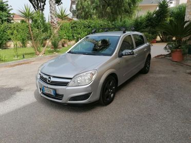 Opel Astra 1.7 CDTI 101CV 5 porte