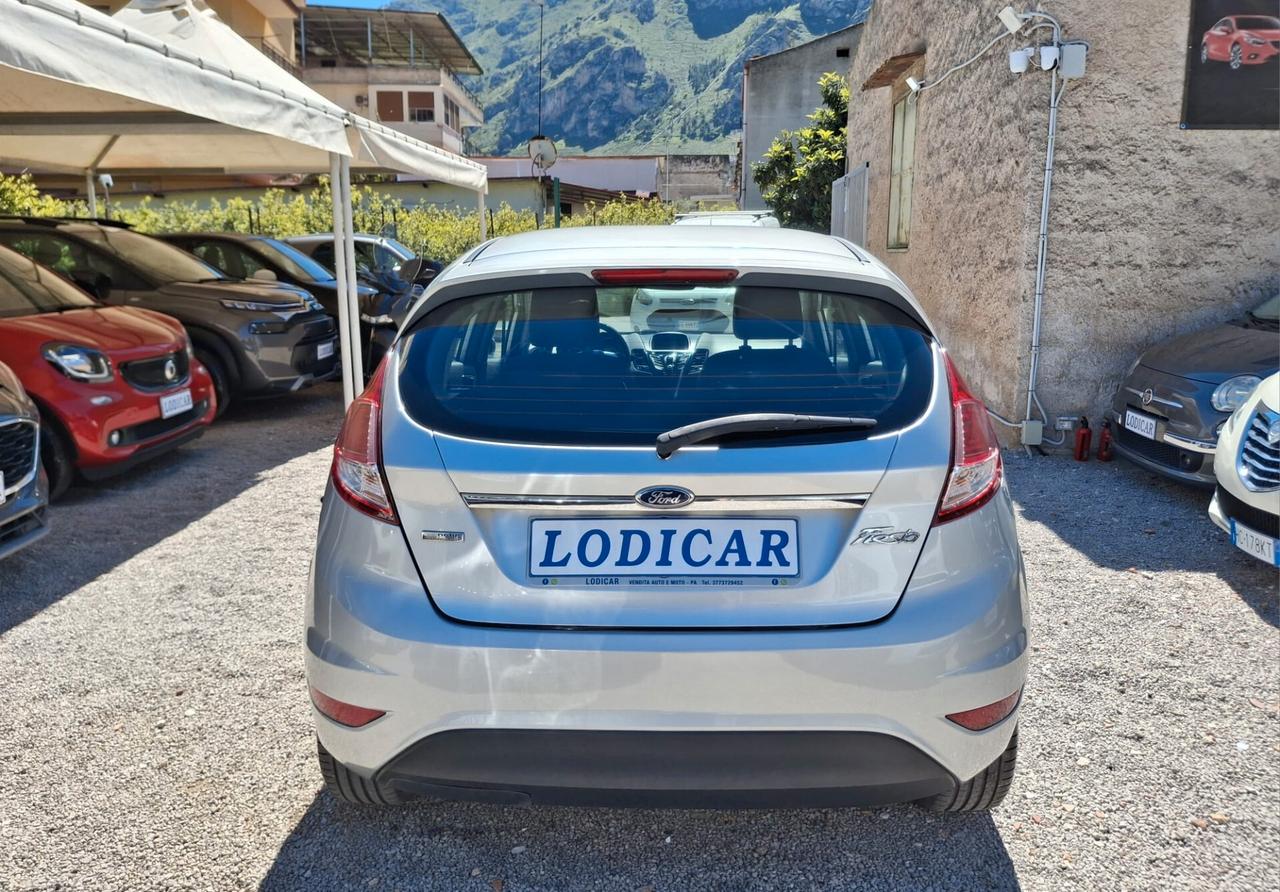 Ford Fiesta 1.5 TDCi 75CV 5 porte Titanium