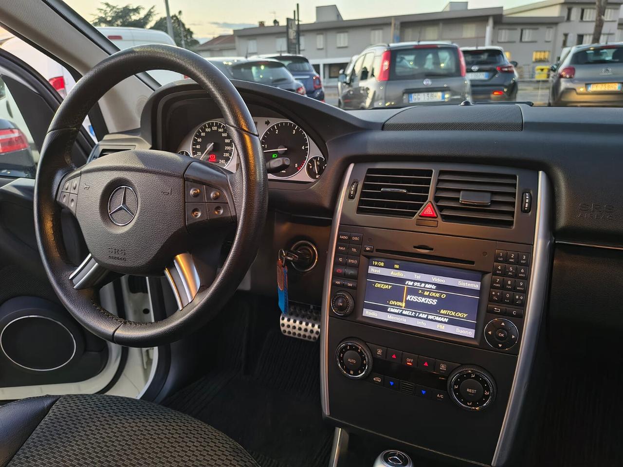 Mercedes-benz B 200 CDI 2.0 DIESEL*CAMBIO AUTOMATICO*