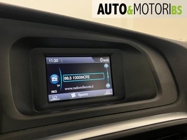 VOLVO V40 Cross Country D2 Business