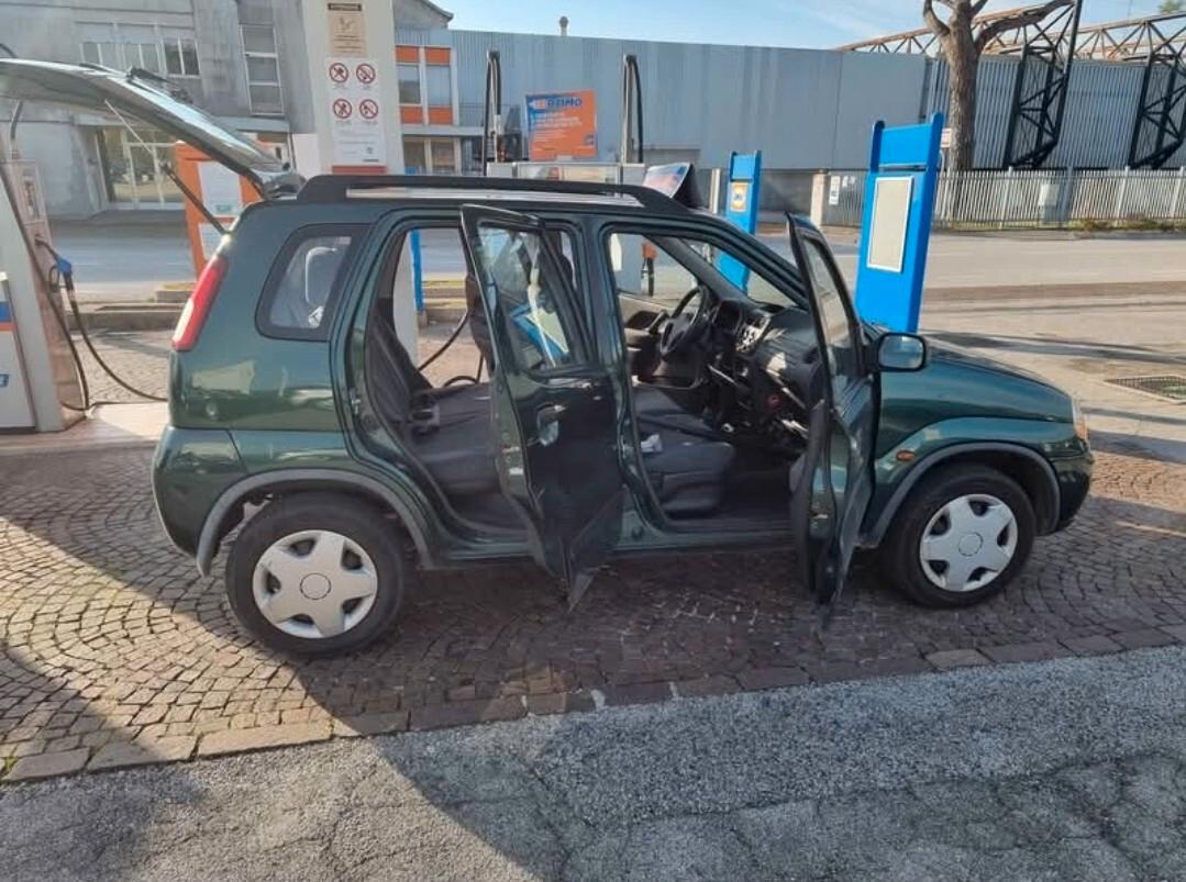 Suzuki Ignis 1.3 benzina con 293.000km NEOPATENTATI ok