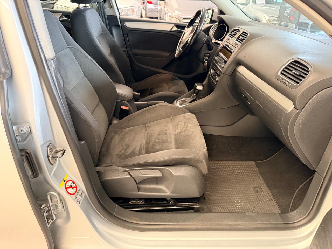 Volkswagen Golf 1.6 TDI DPF DSG 5p. Highline