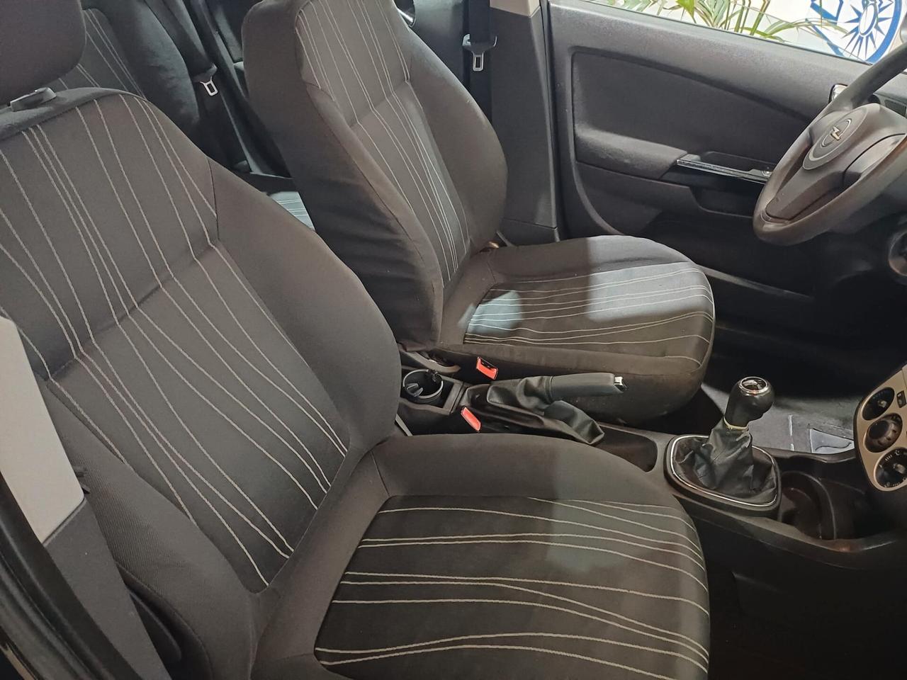 Opel Corsa 1.2 5 porte Benzina - 2007