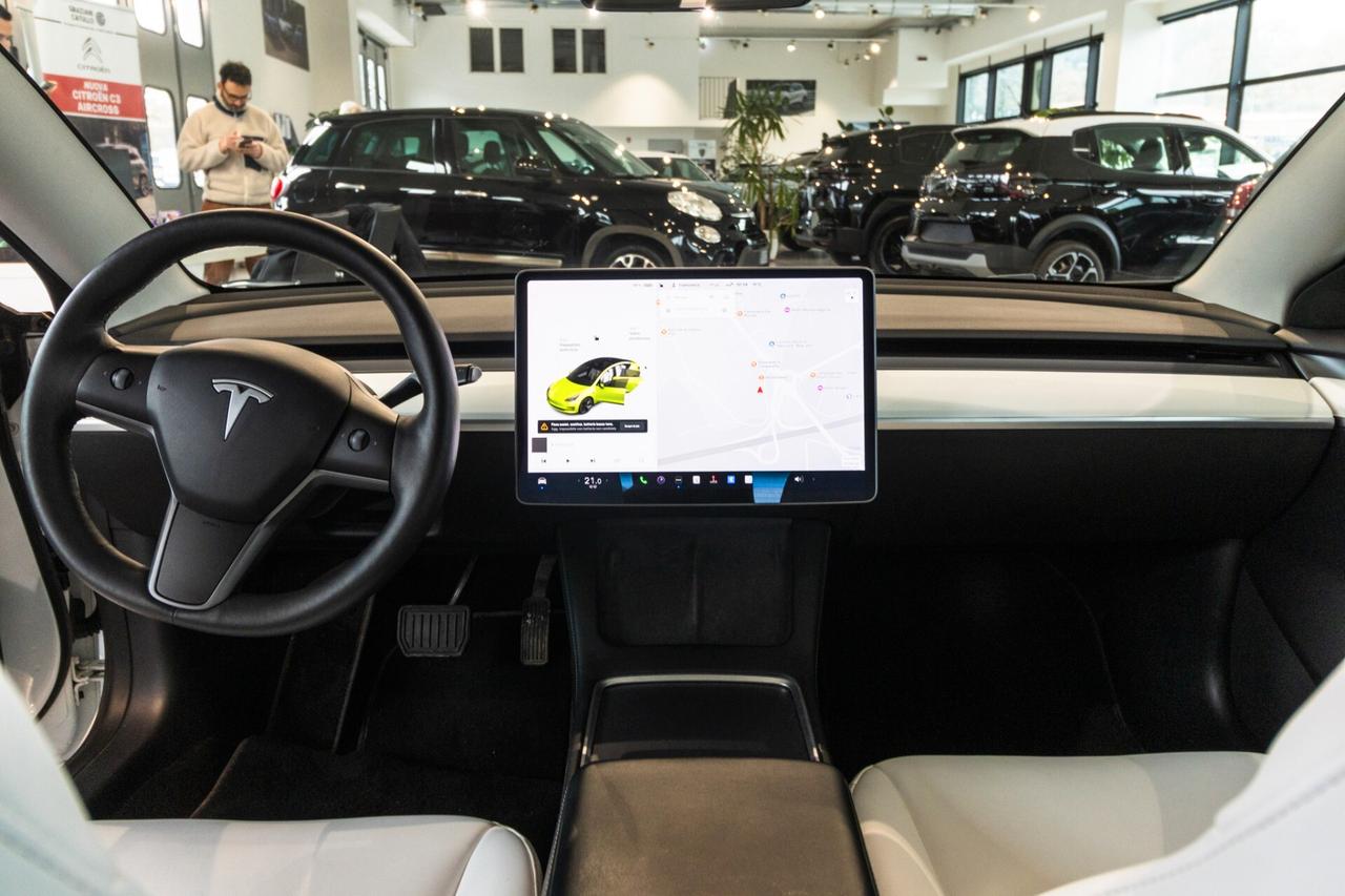 Tesla Model 3 Long Range Dual Motor AWD