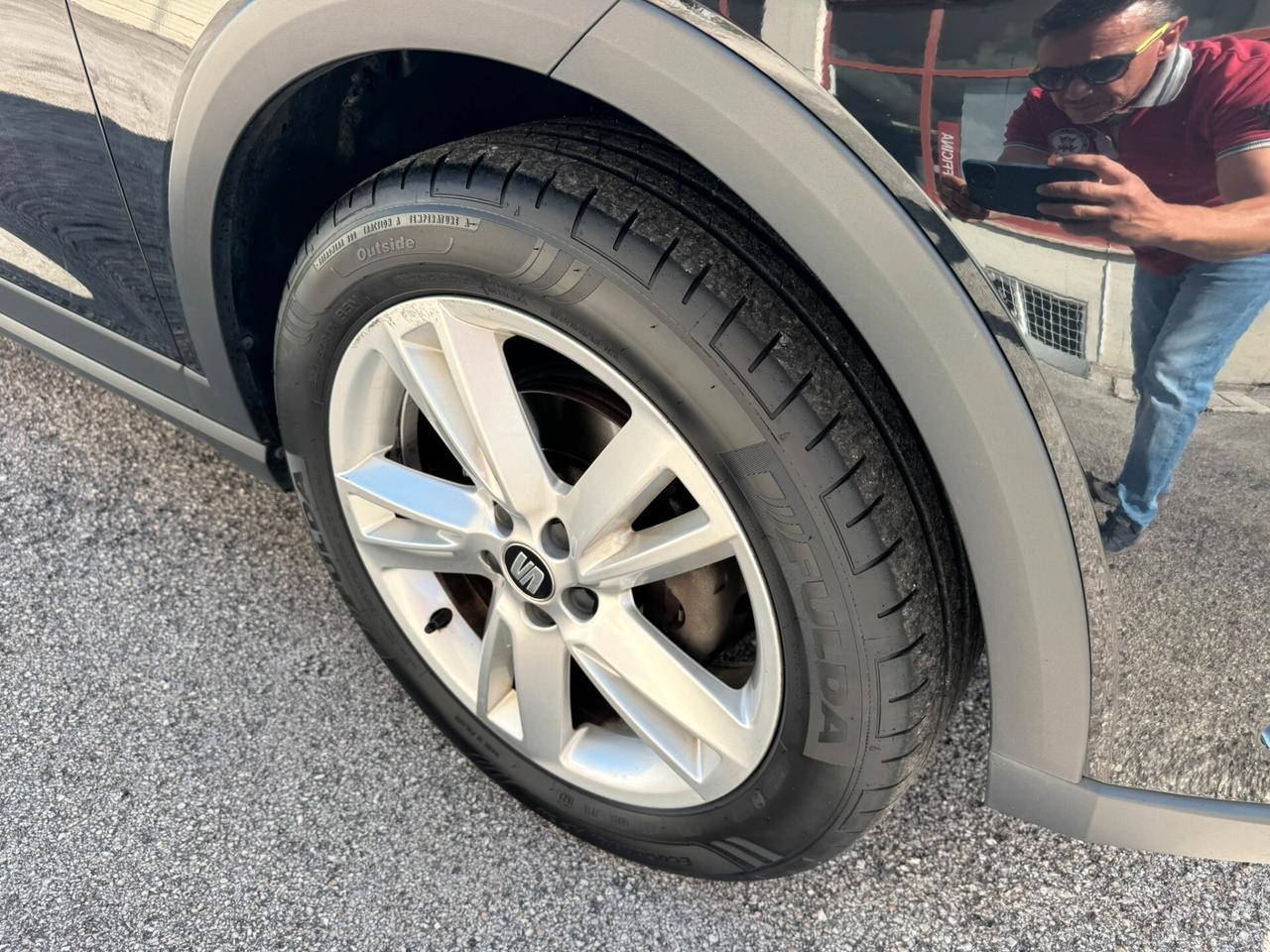 Seat Arona 1.0 TGI FR Cerchi 17"