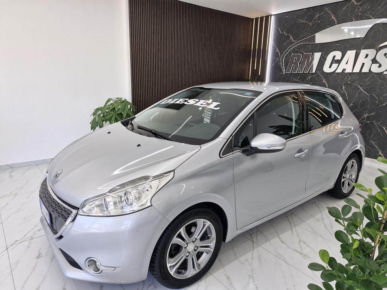 PEUGEOT 208 1.4 HDi 68CV ALLURE