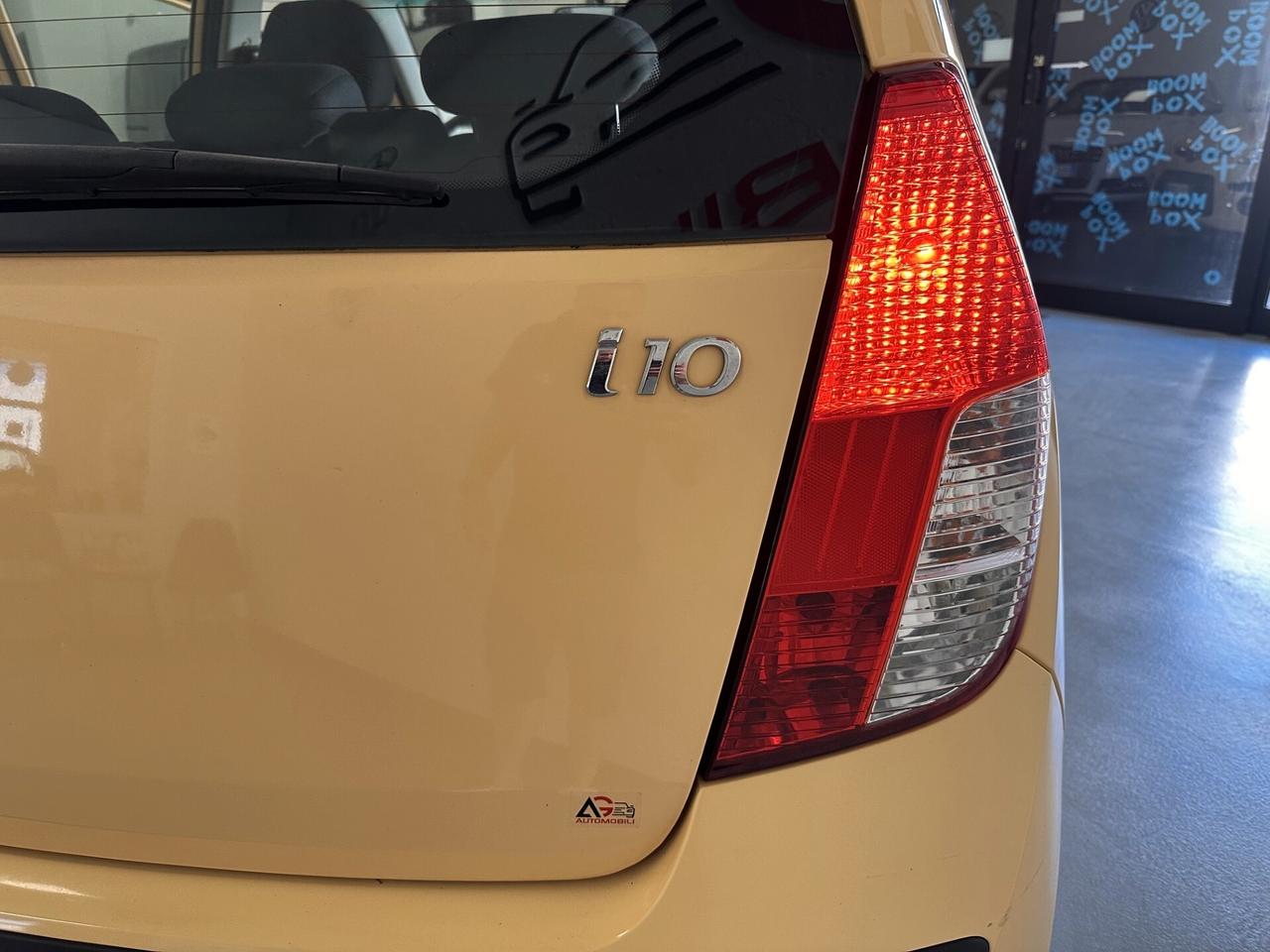 HYUNDAI I 10 1.1 BENZINA CAMBIO AUTOMATICO (78000 MILA KM )