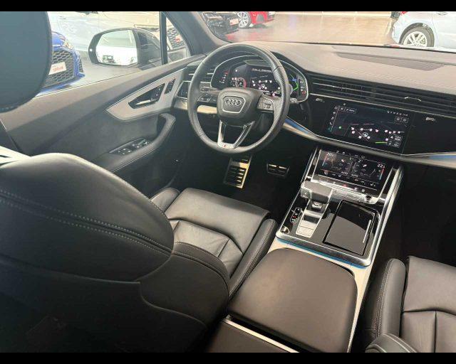 AUDI Q7 50 TDI quattro tiptronic Sport