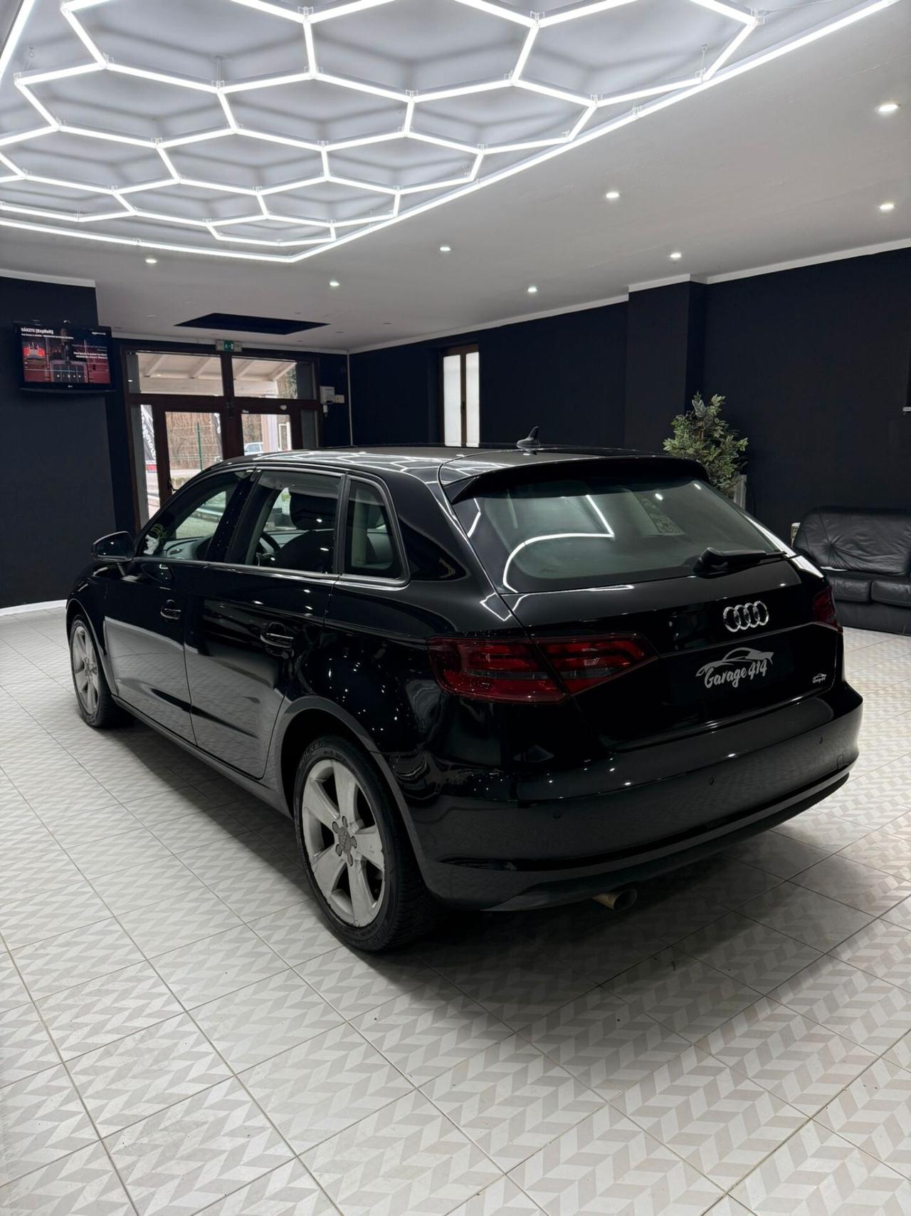 Audi A3 1.6 TDI clean diesel Attraction