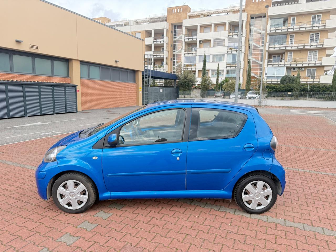 Toyota Aygo 1.0 5p Sol *Automatica