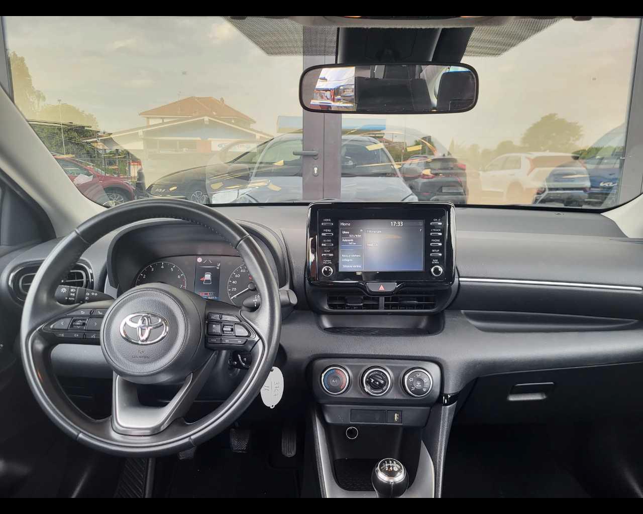 TOYOTA Yaris 1.0 Active