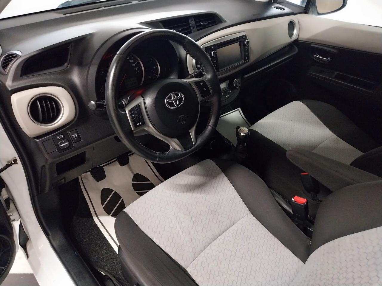 Toyota Yaris 1.4 D - 4 Lounge - ok neopatentati