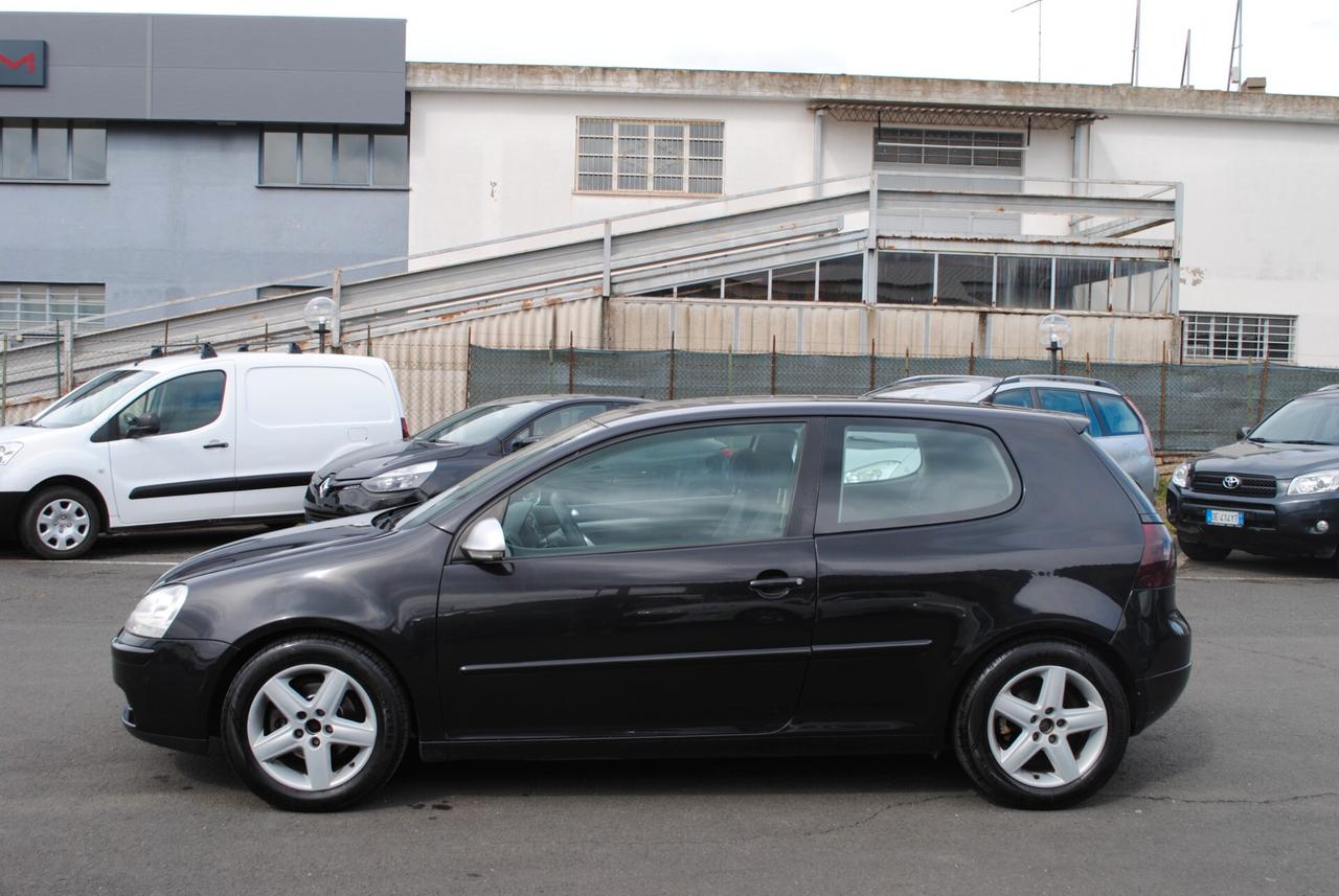 VOLKSWAGEN GOLF 1.6 102 CV BENZ/GPL