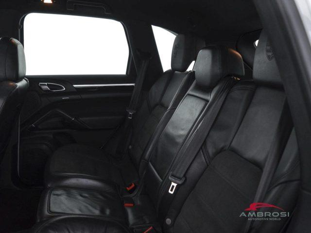PORSCHE Cayenne 3.0 Diesel - PER OPERATORI DEL SETTORE