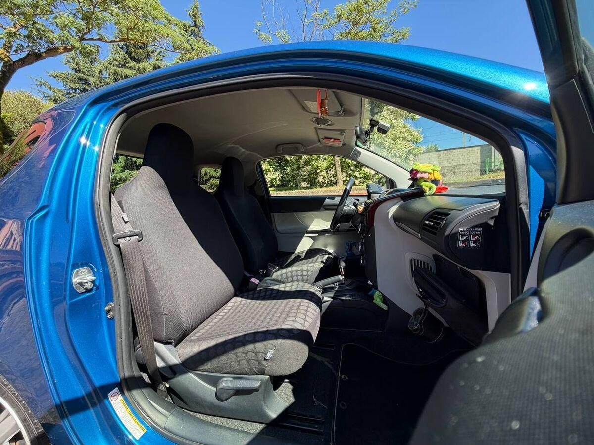Toyota iQ 1.0 Active (sol) E5