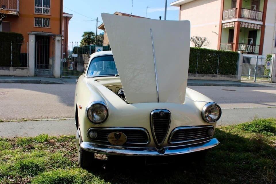 Alfa Romeo Giulietta 1300 Sprint