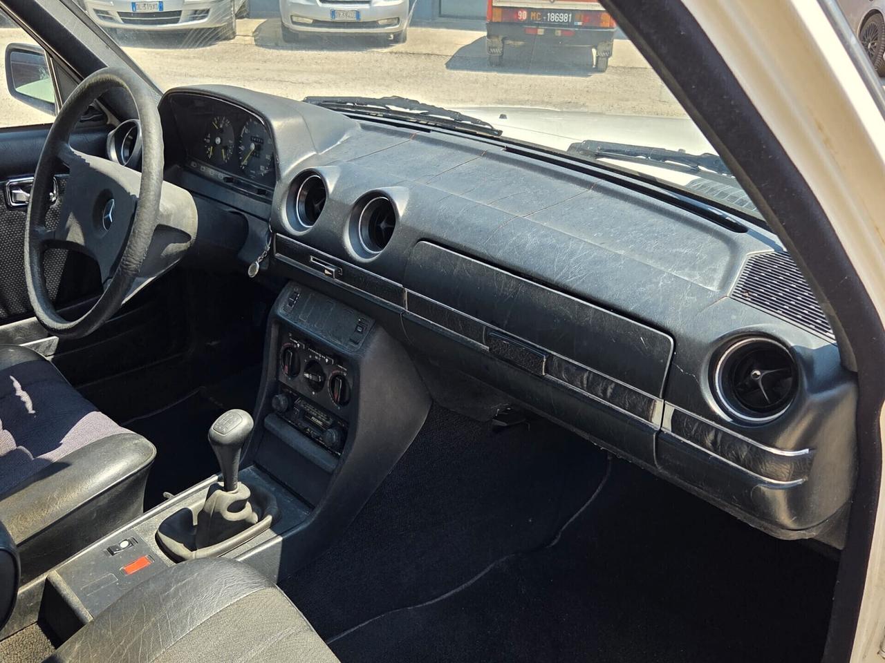Mercedes-benz W123 240D -ASI-