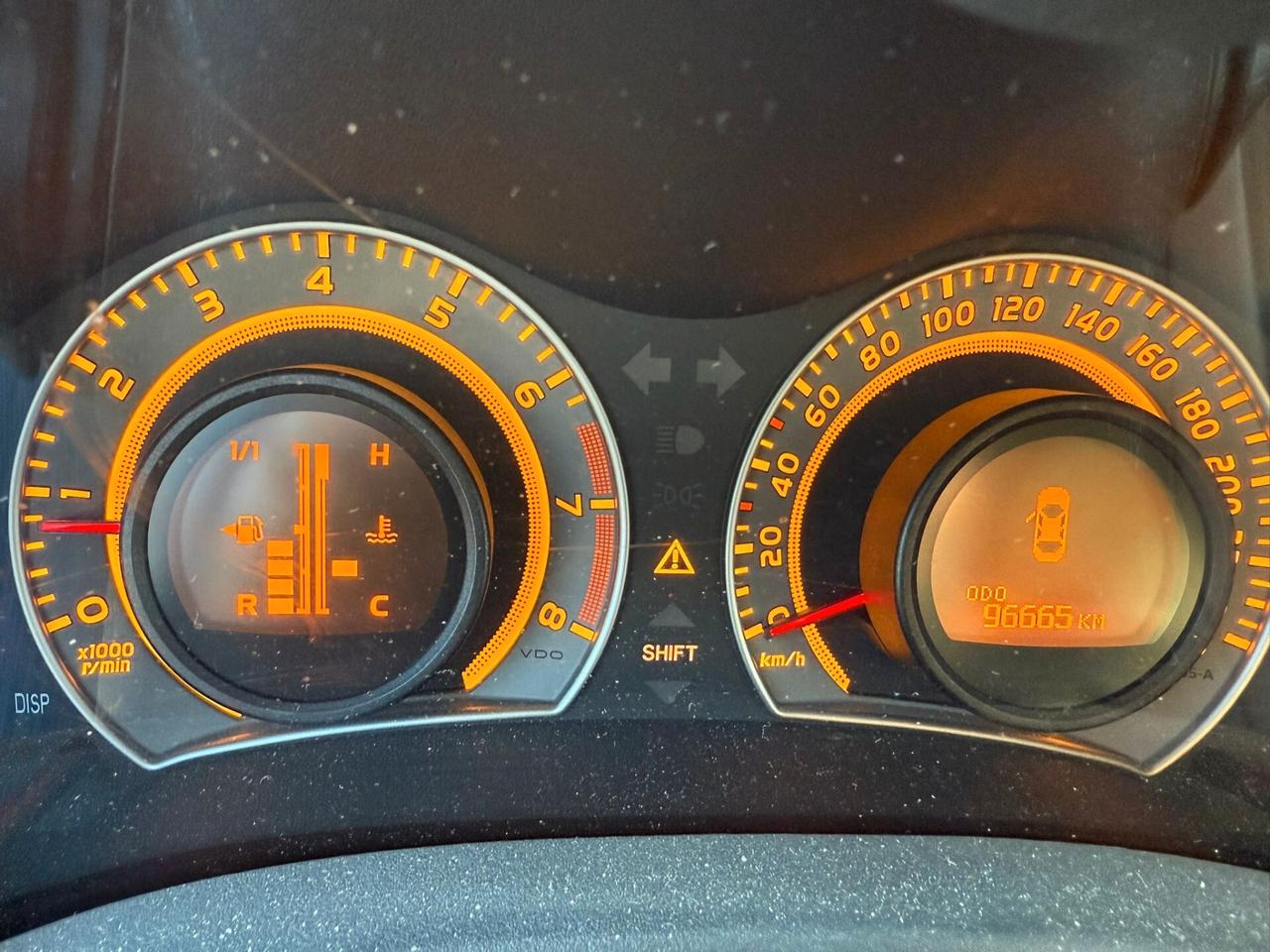 Toyota Auris 5p 1.4 Sol UNICO-PR 96.000 KM