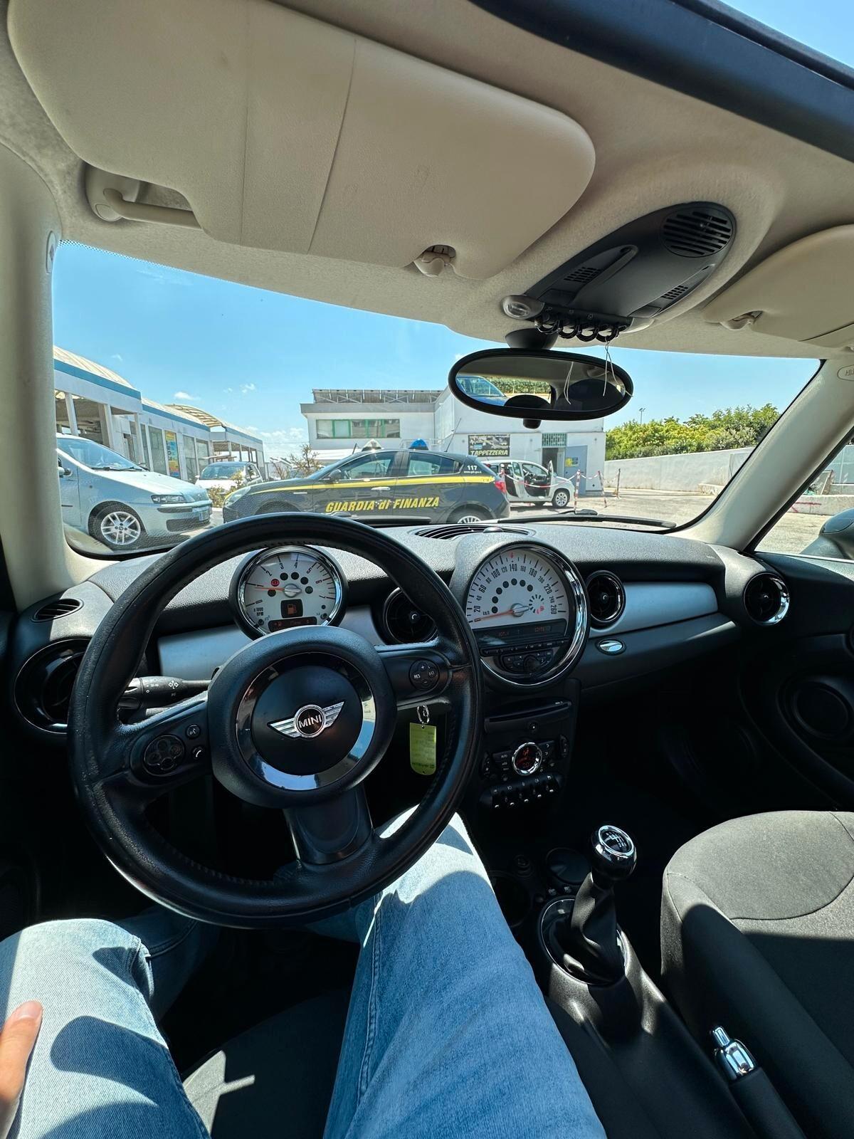Mini 1.6 16V Cooper D