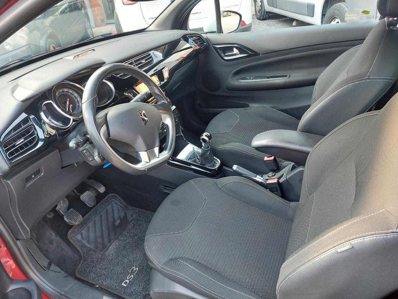 Ds DS3 3 1.6 e-HDi 90 airdream So Chic ok neopatentati