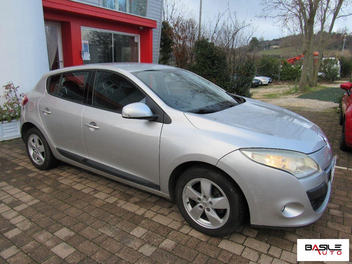 RENAULT - Mégane - 1.5 dCi 110CV Dynamique