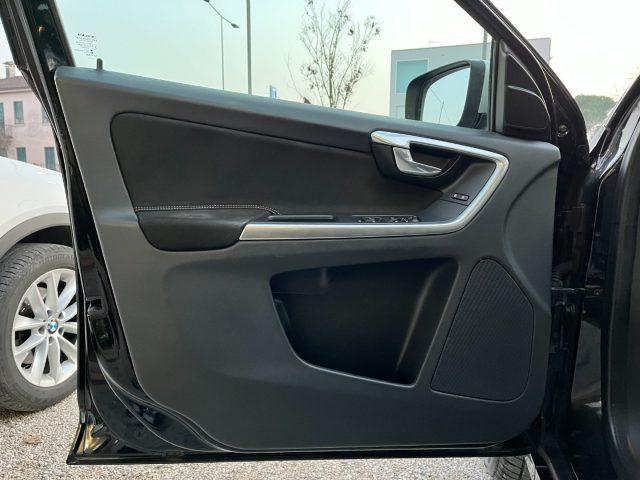 VOLVO XC60 D3 Geartronic R-design