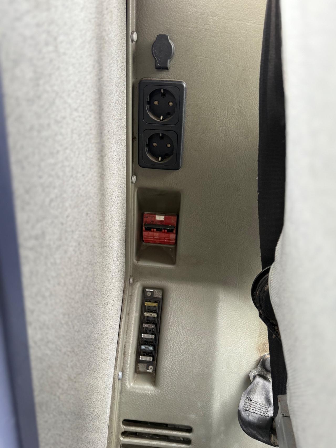 Volkswagen T4 California cv77/57kw Gommata Webasto