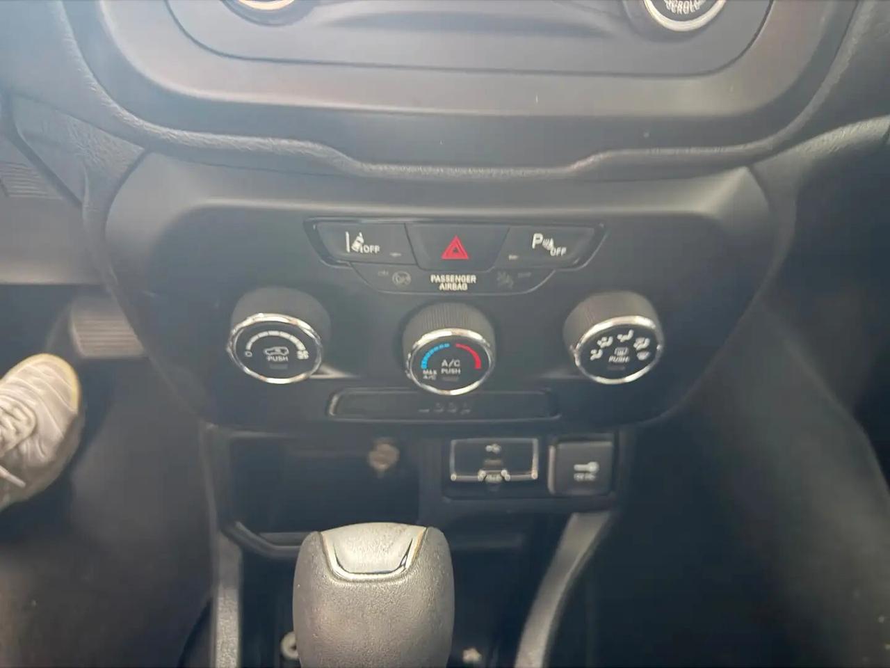 Jeep Renegade 1.6 Mjt DDCT 120 CV S
