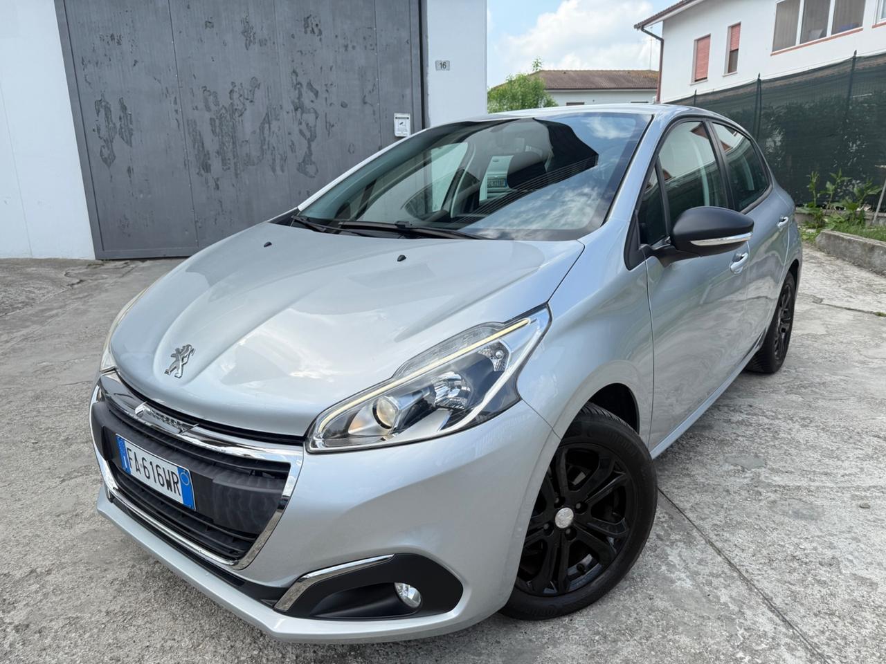Peugeot 208 1.4 HDi 68 CV Led unico prop. 2015
