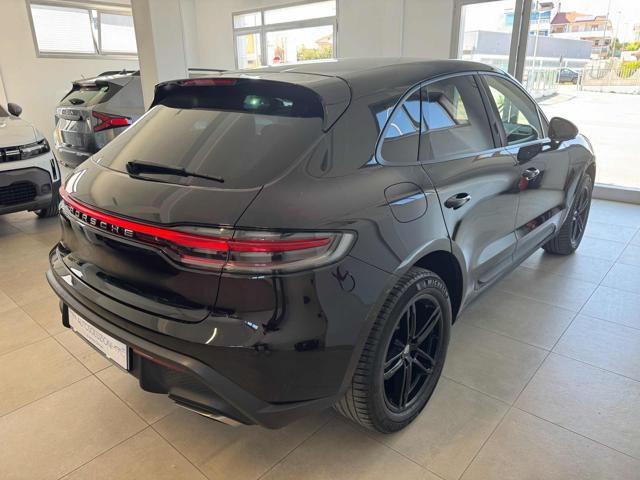 PORSCHE Macan 2.0