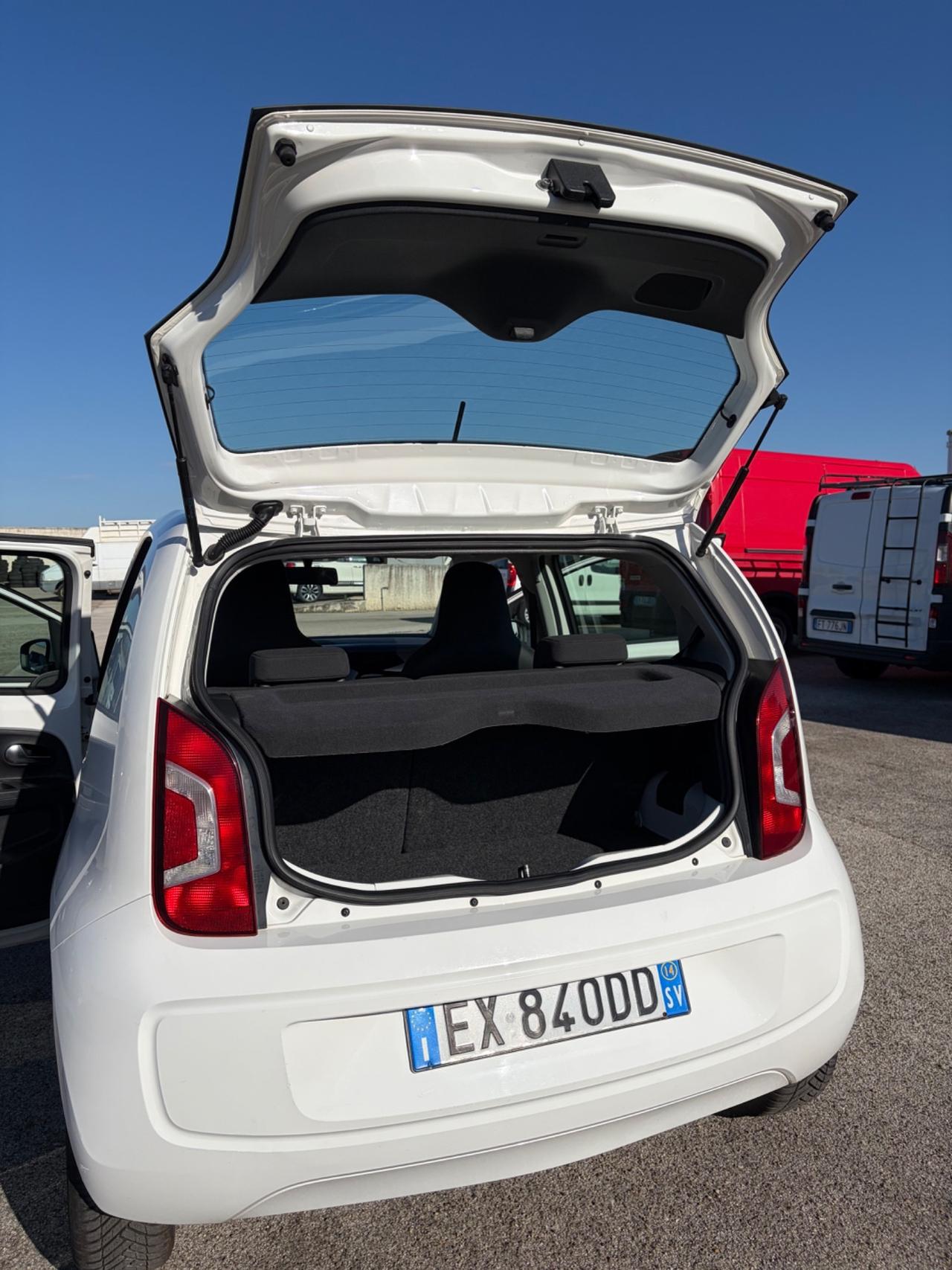Volkswagen up! 1.0 75 CV 5p. high