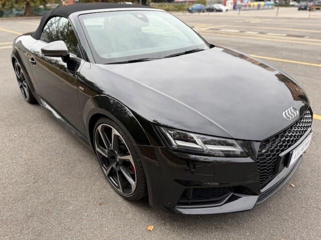 Audi TT Roadster 2.0 TFSI quattro S tronic S line