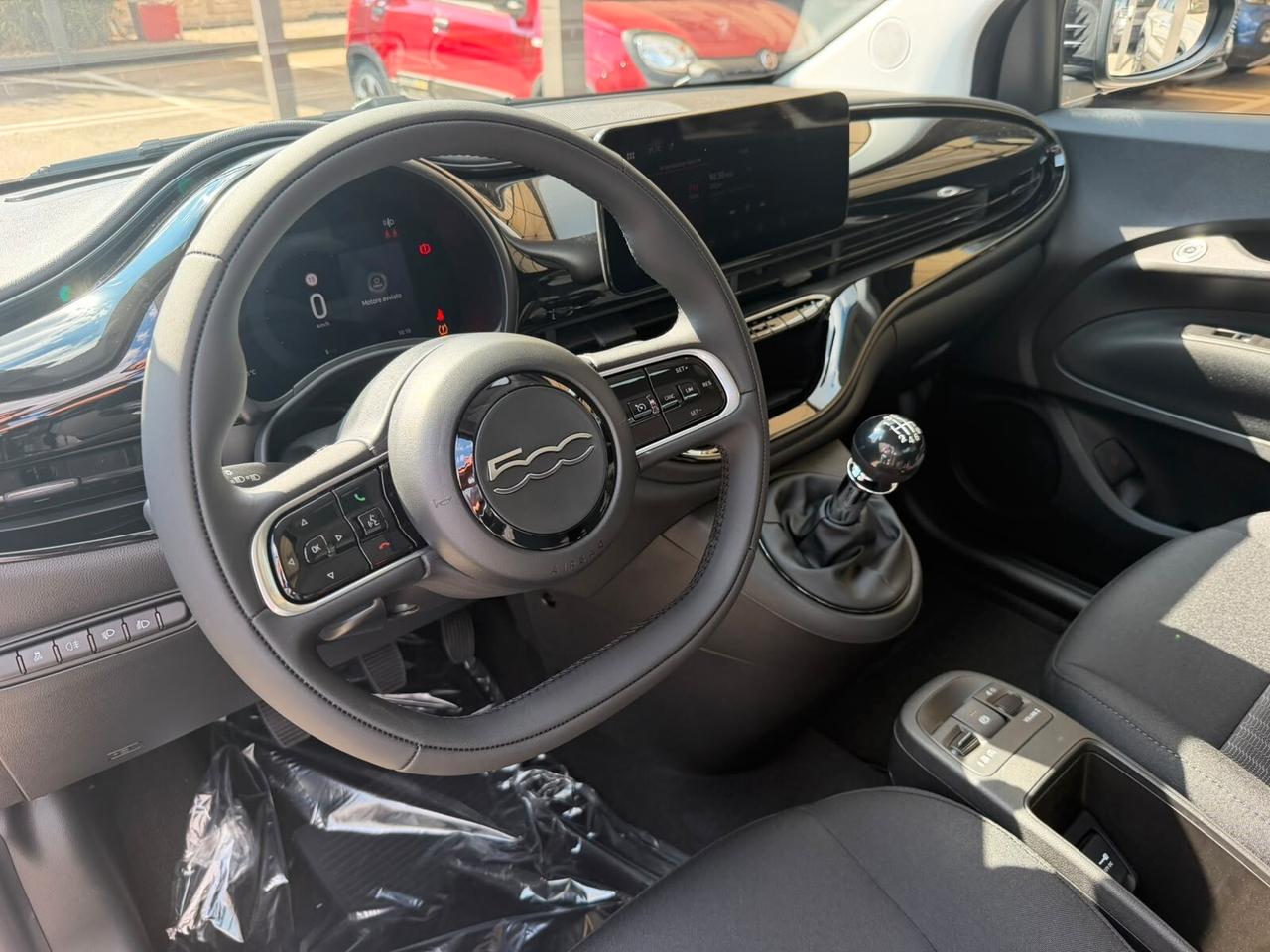 500 Berlina 1.0 Hybrid Icon PACK STYLE
