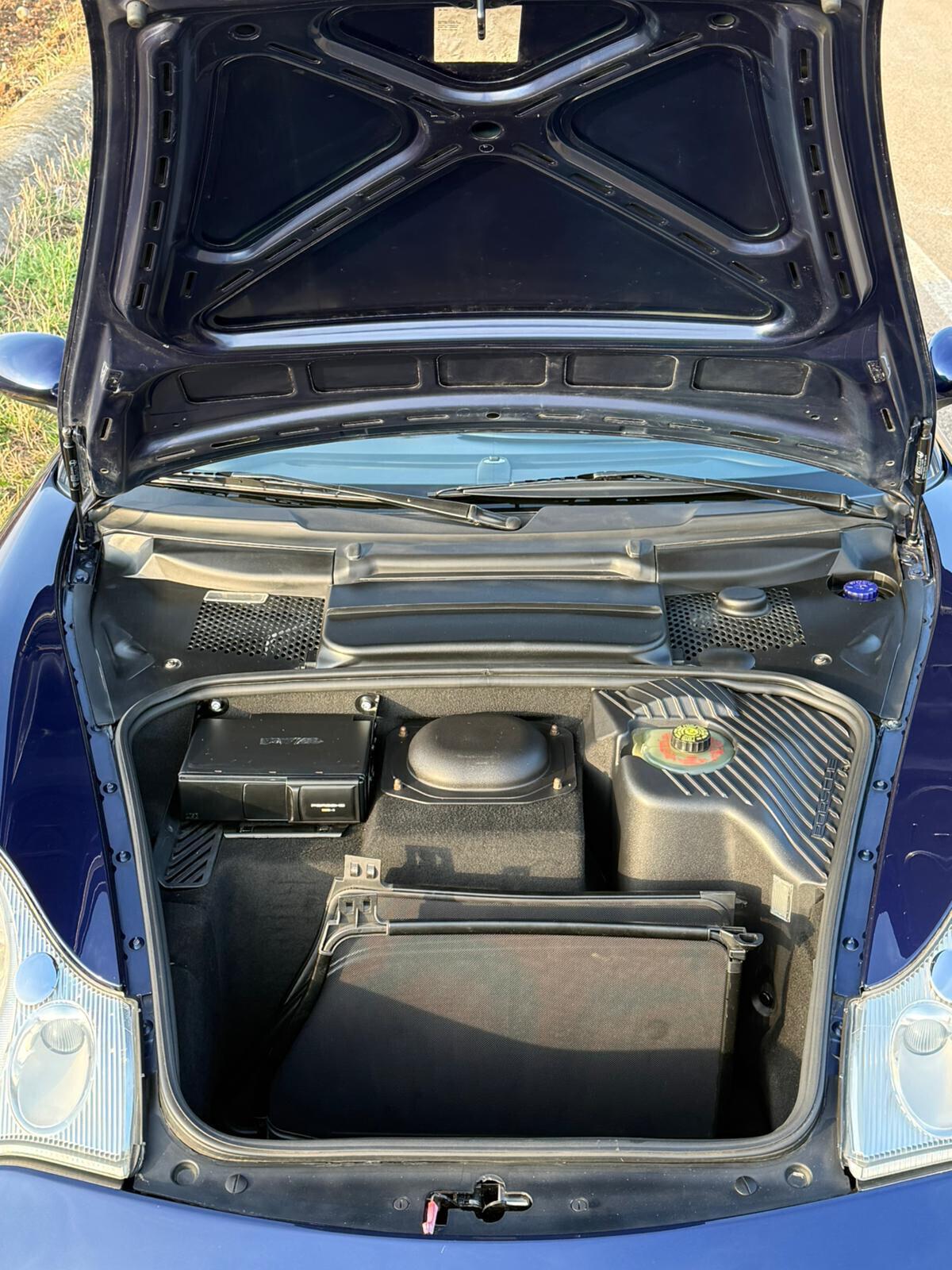 Porsche 911 996 Carrera 4 cat Cabriolet