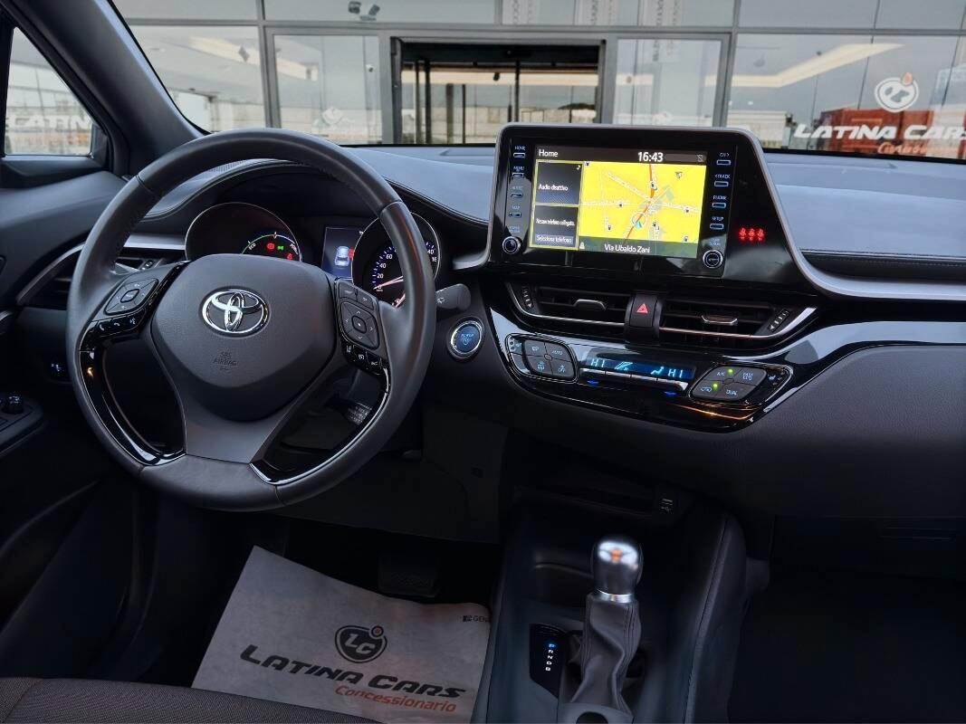 Toyota C-HR 1.8h Active e-cvt Con TELECAMERA & NAVIGATORE