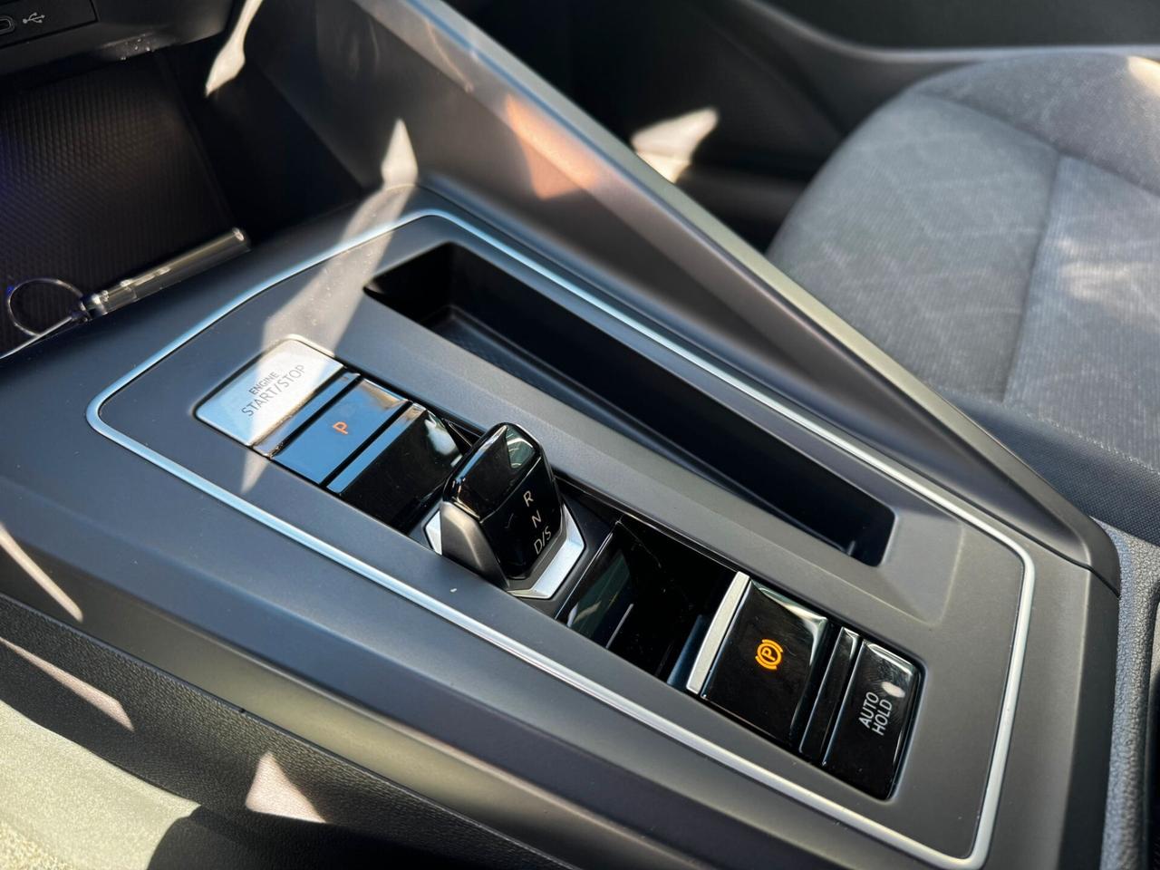 Volkswagen Golf 1.5 eTSI 130 CV EVO ACT DSG Style