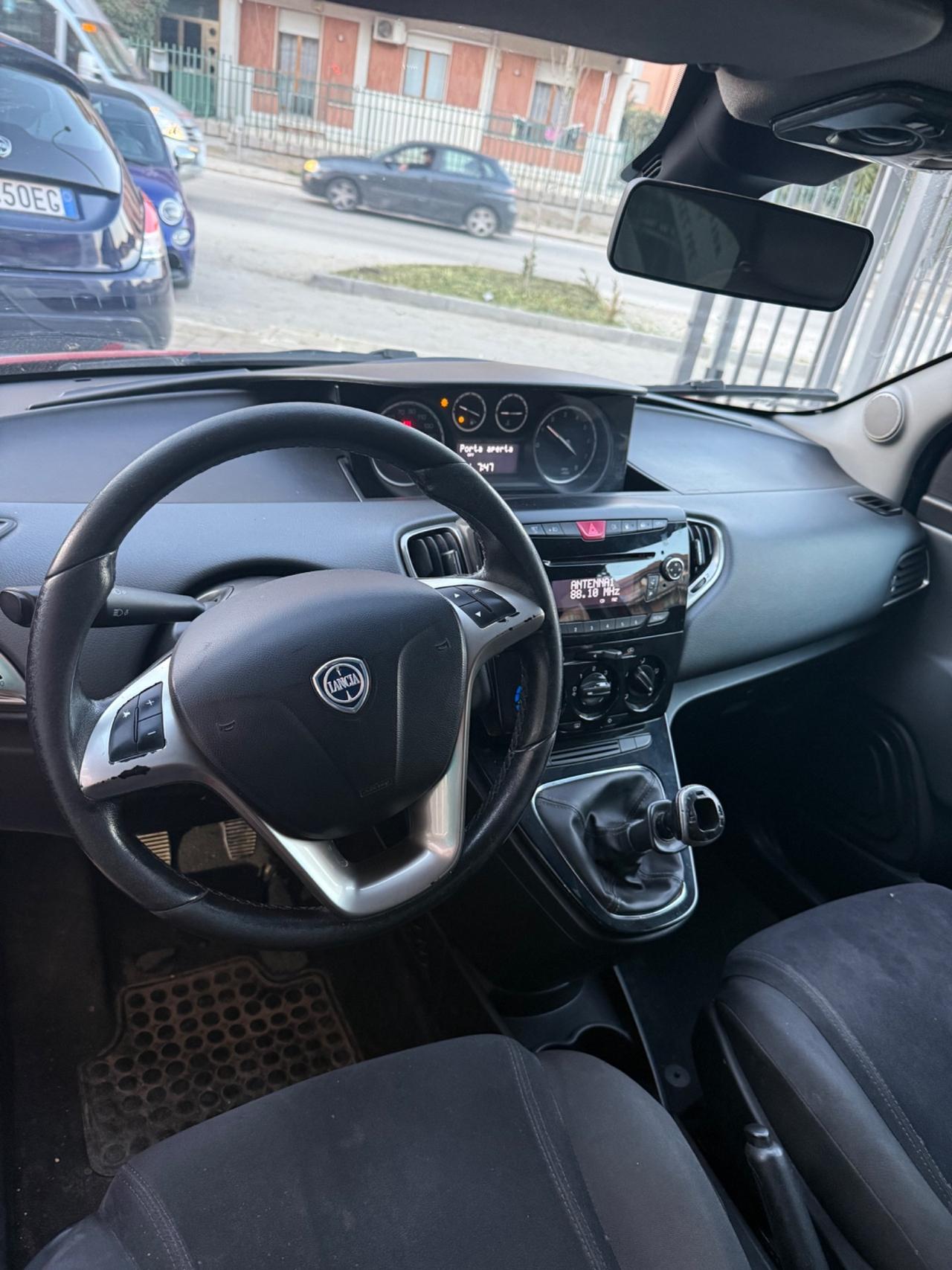 Lancia Ypsilon Ecochic